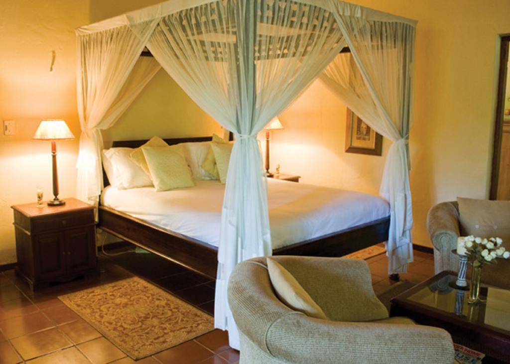 Hulala Lakeside Lodge White River Bagian luar foto