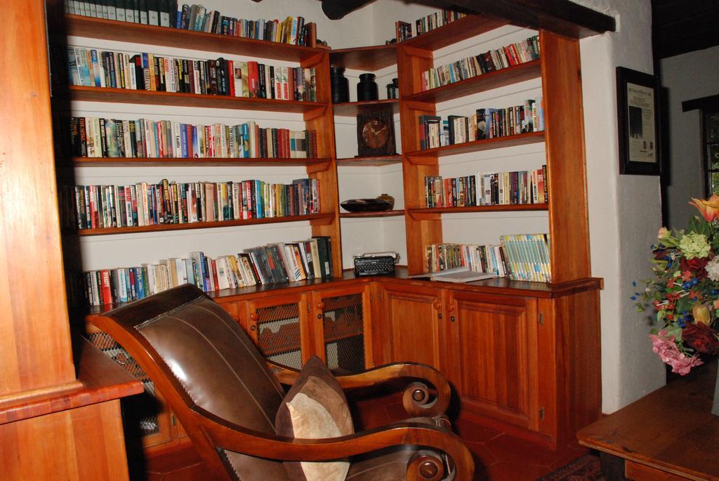 Hulala Lakeside Lodge White River Bagian luar foto