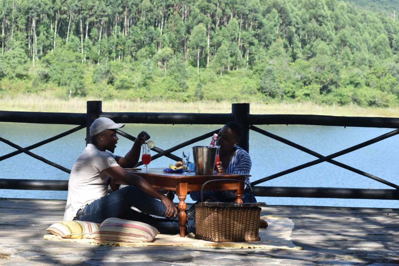 Hulala Lakeside Lodge White River Bagian luar foto
